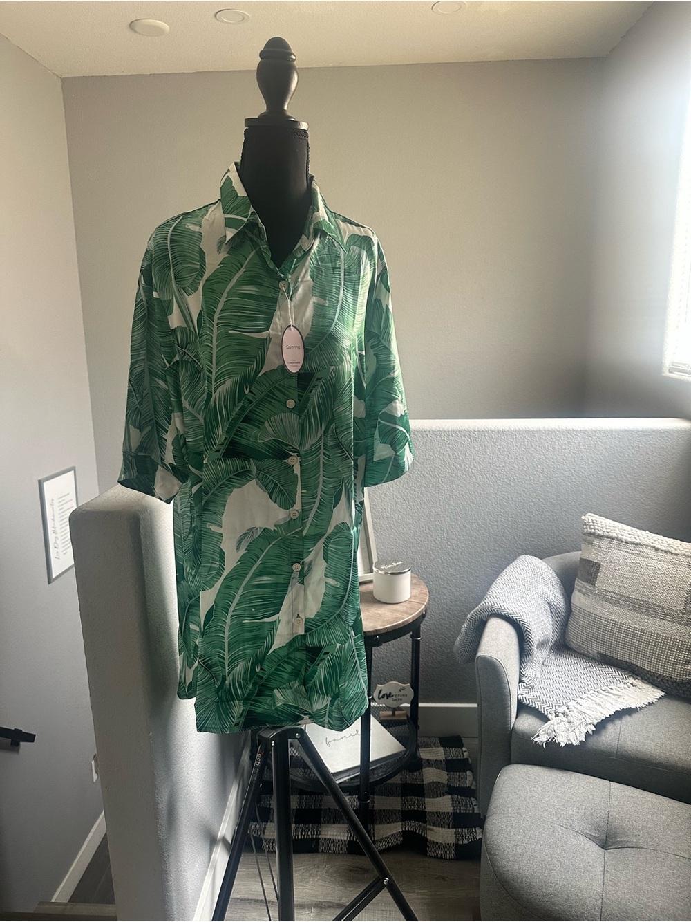 Taytun Green Tropical Leaf Button-Up dress/shirt